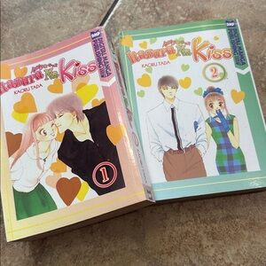 Itazura Na Kiss Volume 1 & 2 Manga shojo books